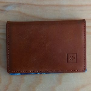 Thread leather wallet
